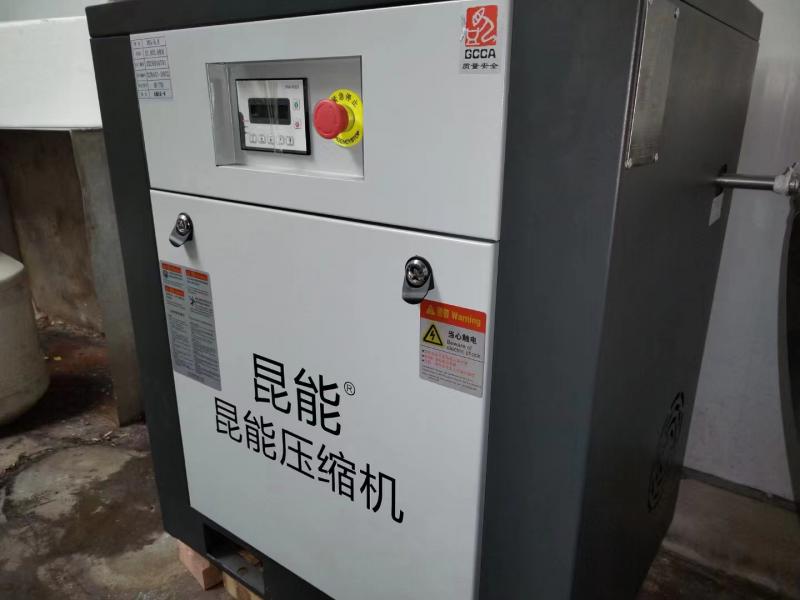 怎么快速鑒別成都空壓機潤滑油是否需要更換？ 